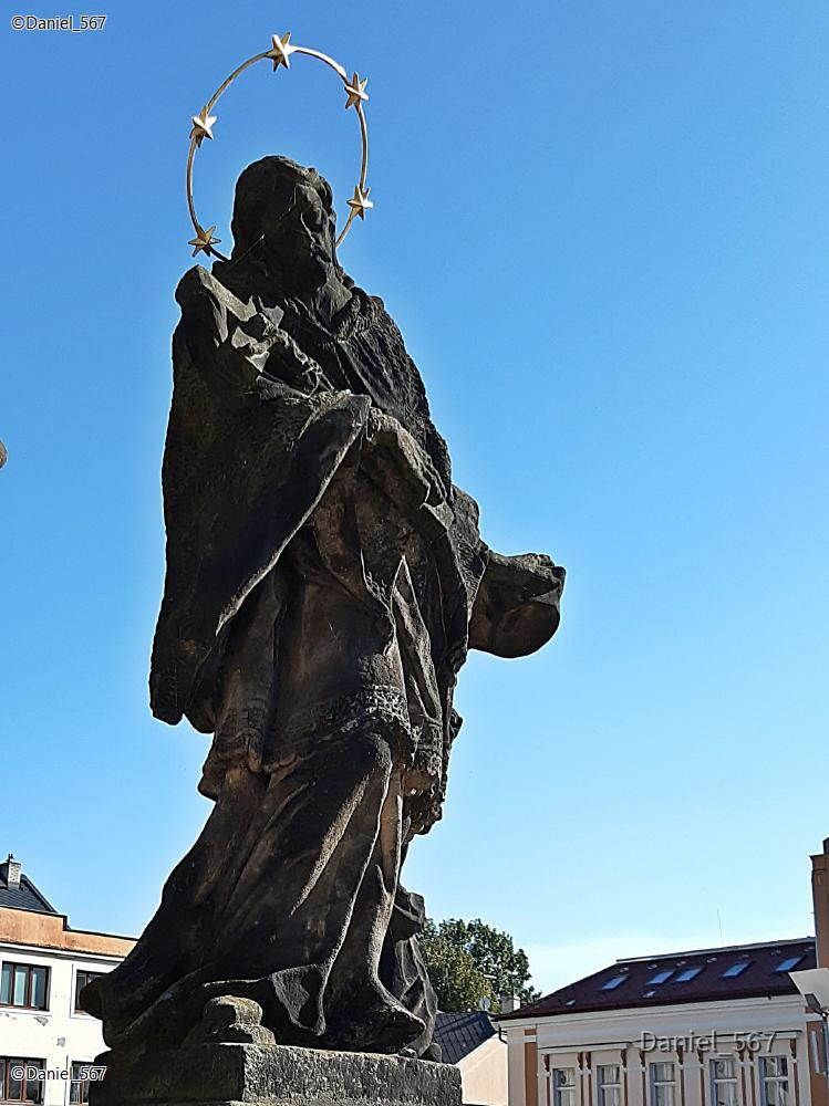 20_Dvur Kralove nad Labem Nepomuk 2.jpg