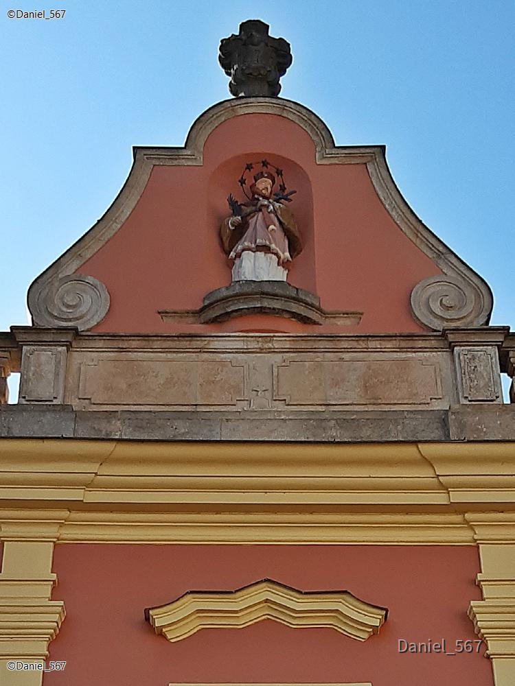 28_Dvur Kralove nad Labem Nepomuk 3.jpg