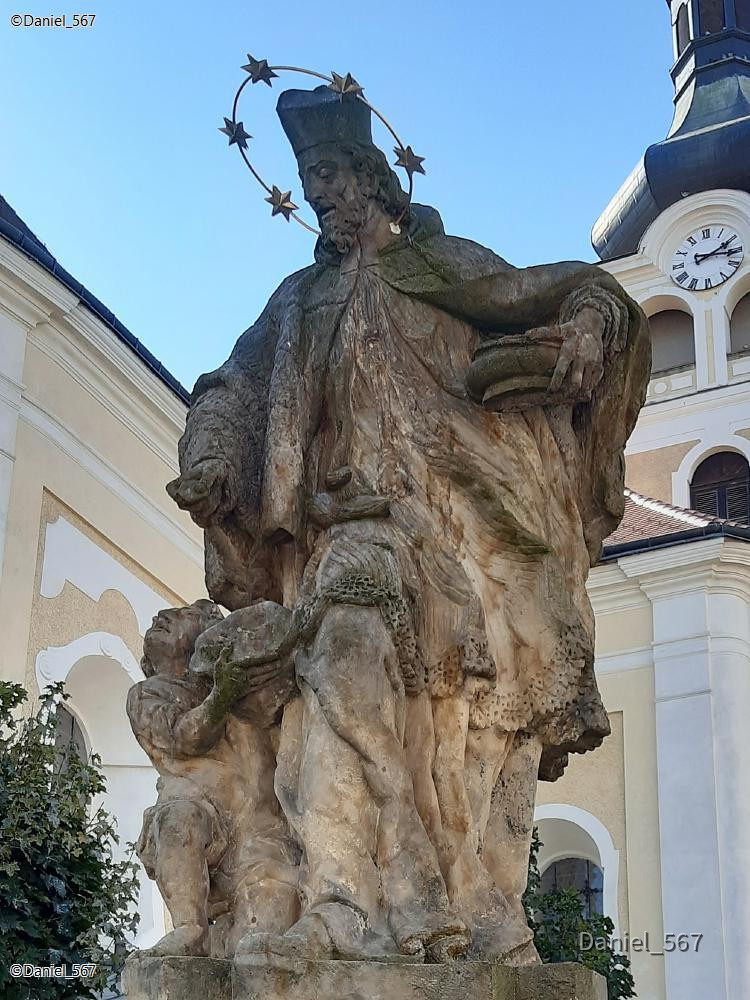 04_Horice v Podkrkonosi 1 Nepomuk.jpg
