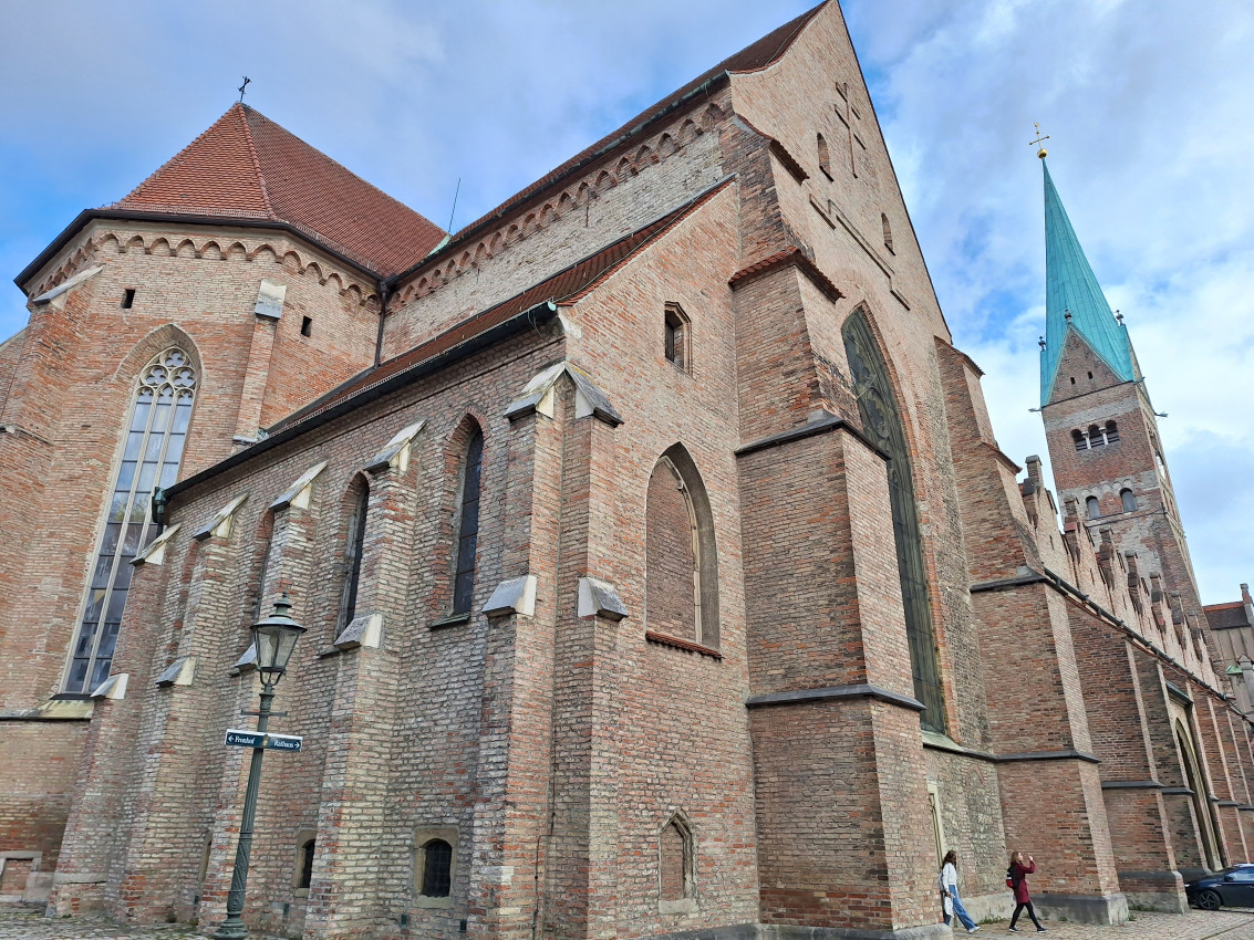Augsburg Dom < Nepomuk