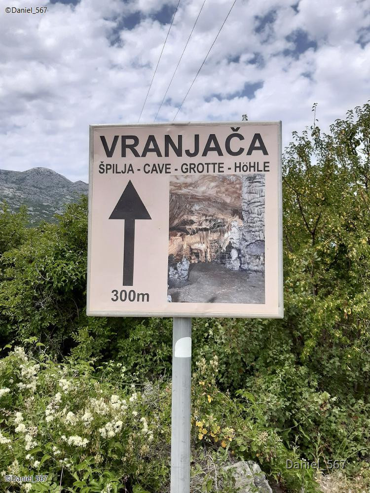 01_Kotlenice Höhle Vranjaca.jpg