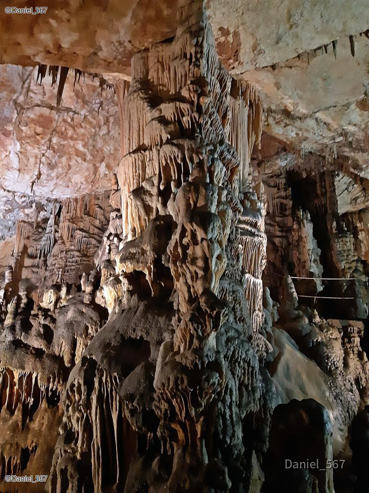23_Kotlenice Höhle Vranjaca.jpg