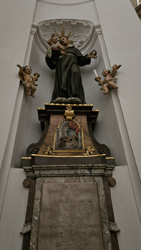 1090 Santa Maria de Mercede  < Nepomuk