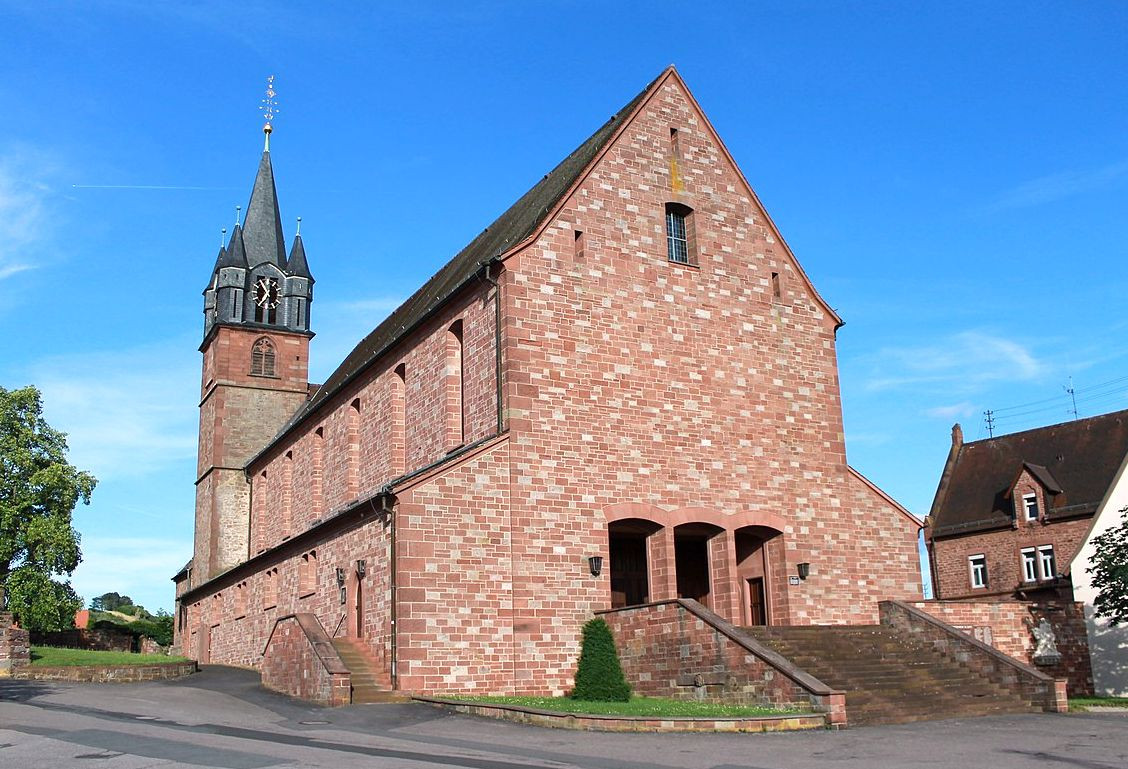 Kühlsheim Kirche1a.jpg