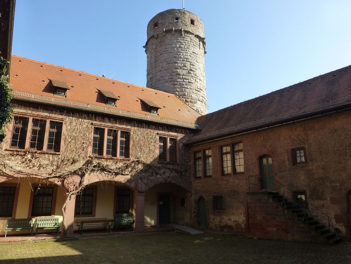 Külsheim Schloss3.jpg