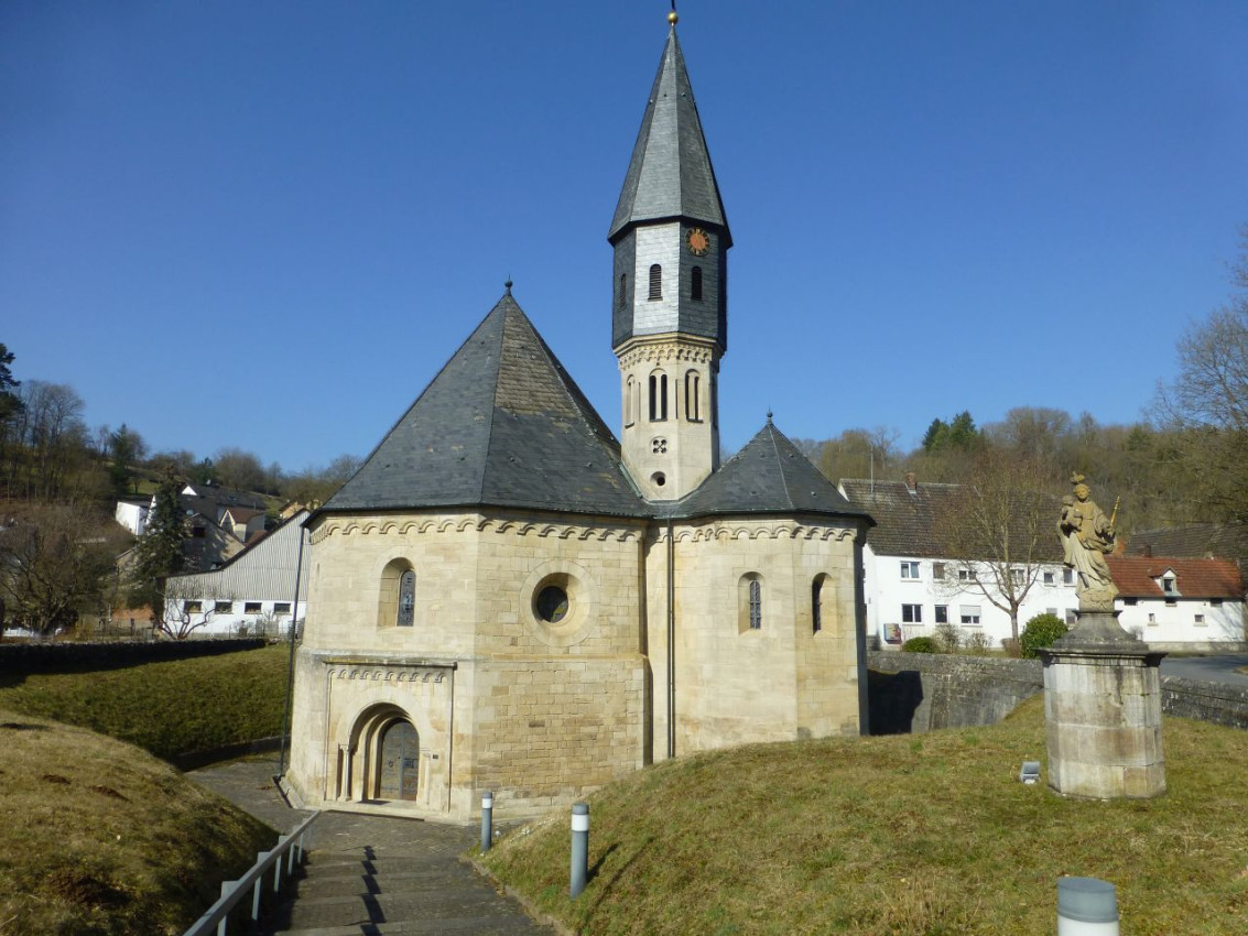 Grünsfeld-Hausen Achatiuskapelle1.jpg