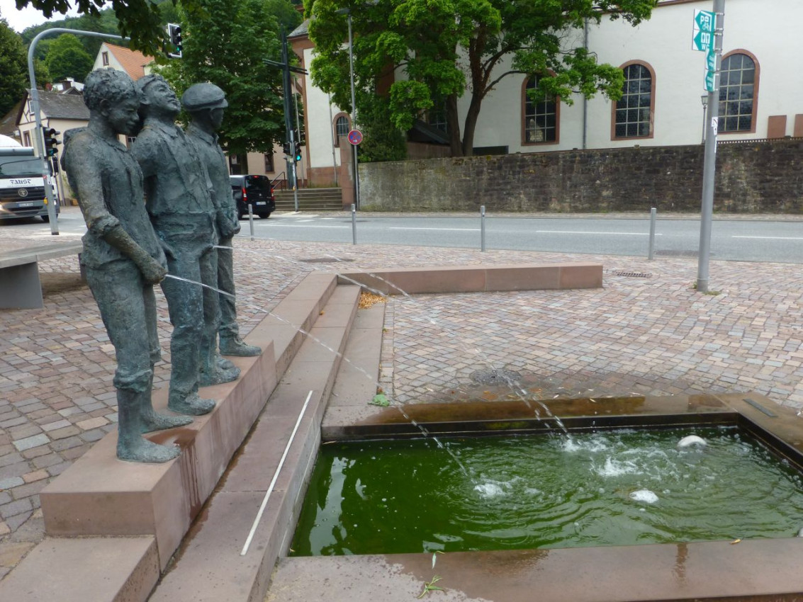 Staffelbrunserbrunnen3.jpg