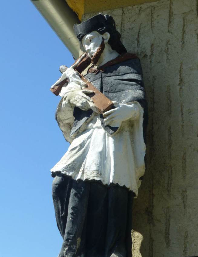 Lébény Hausfigur3.jpg