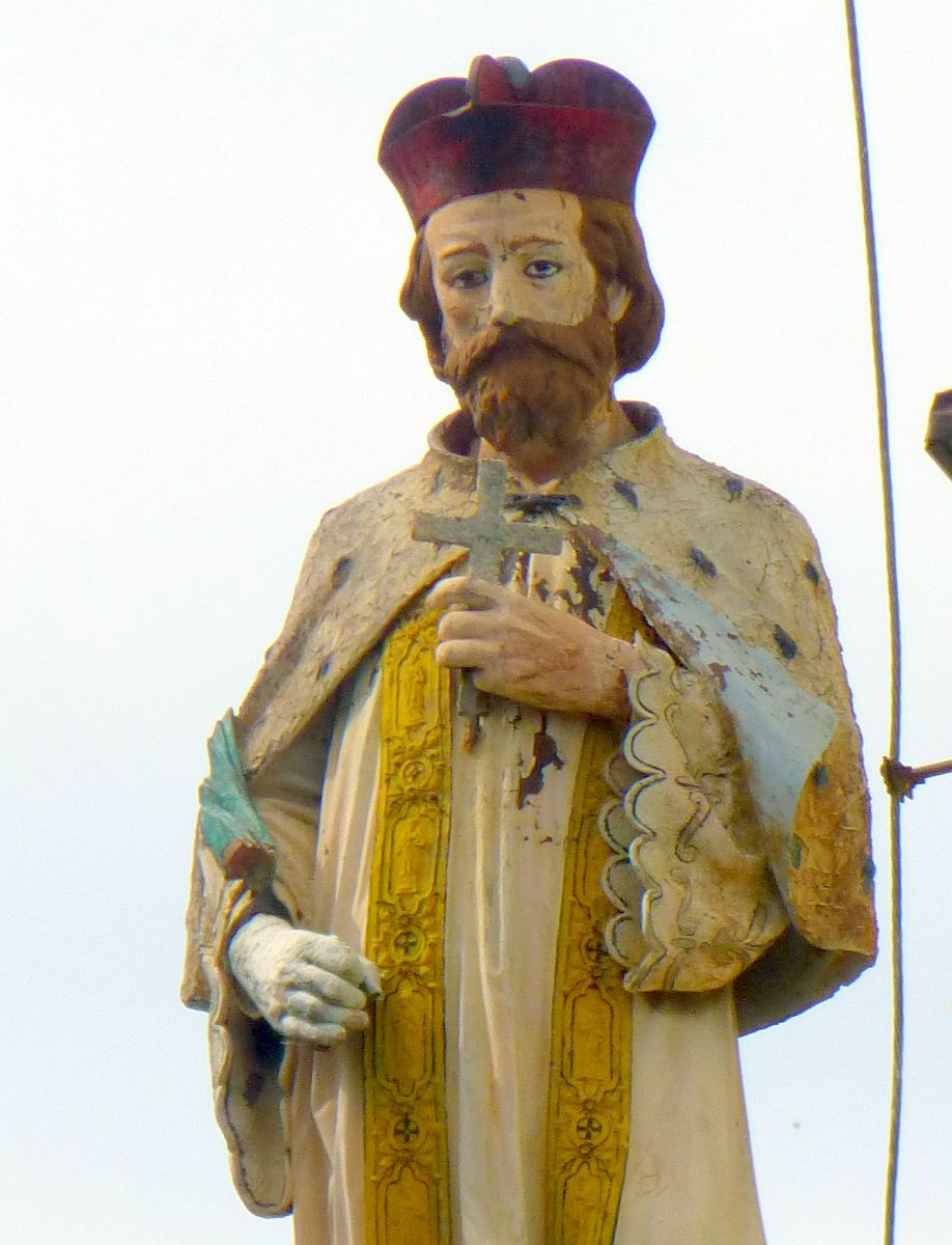 Ózd. Kreuzerhöhungskirche4.jpg