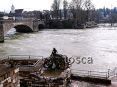 Sagenfigur Anna am  Rhein bei Rheinfelden