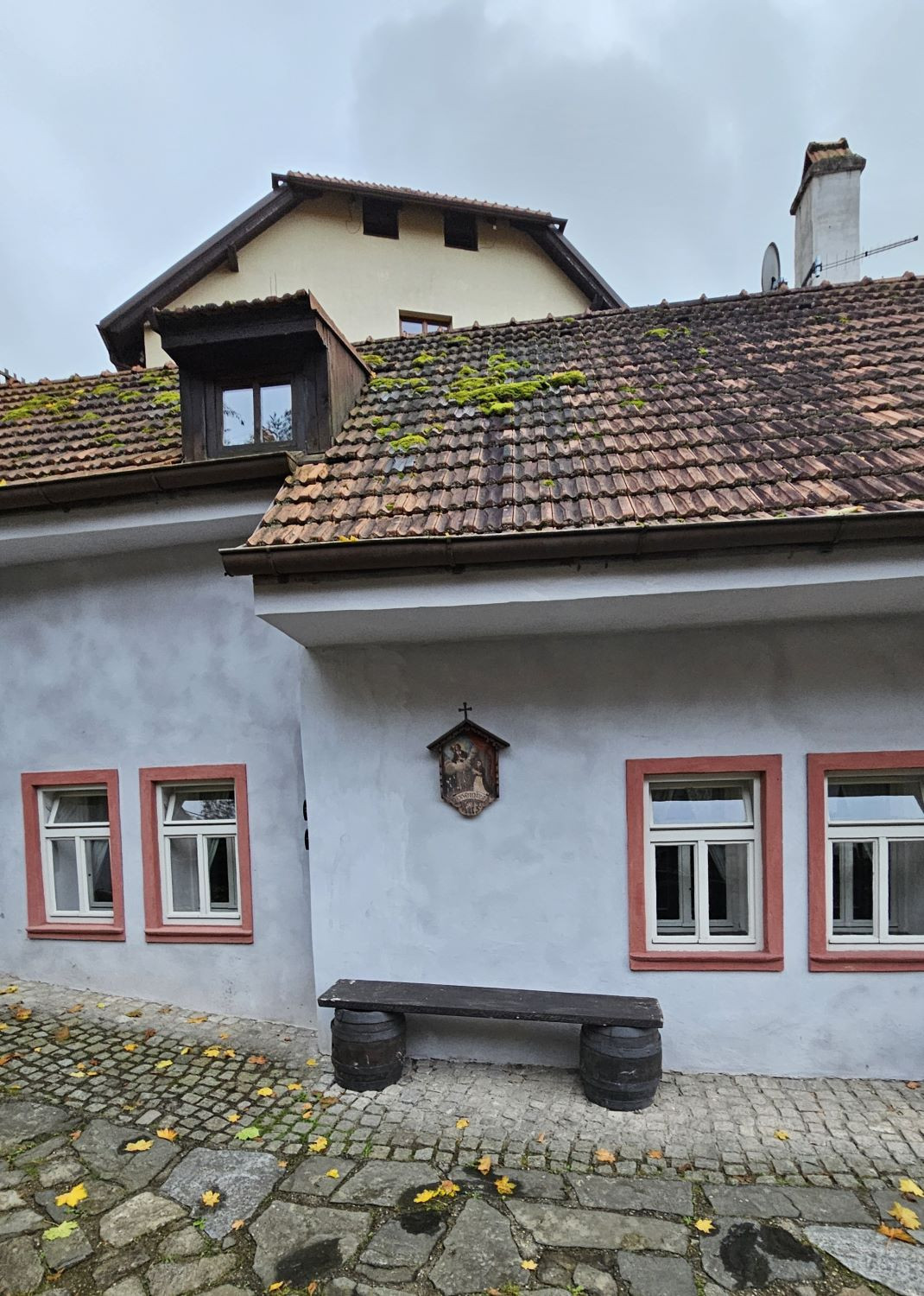 Český Krumlov < Nepomuk