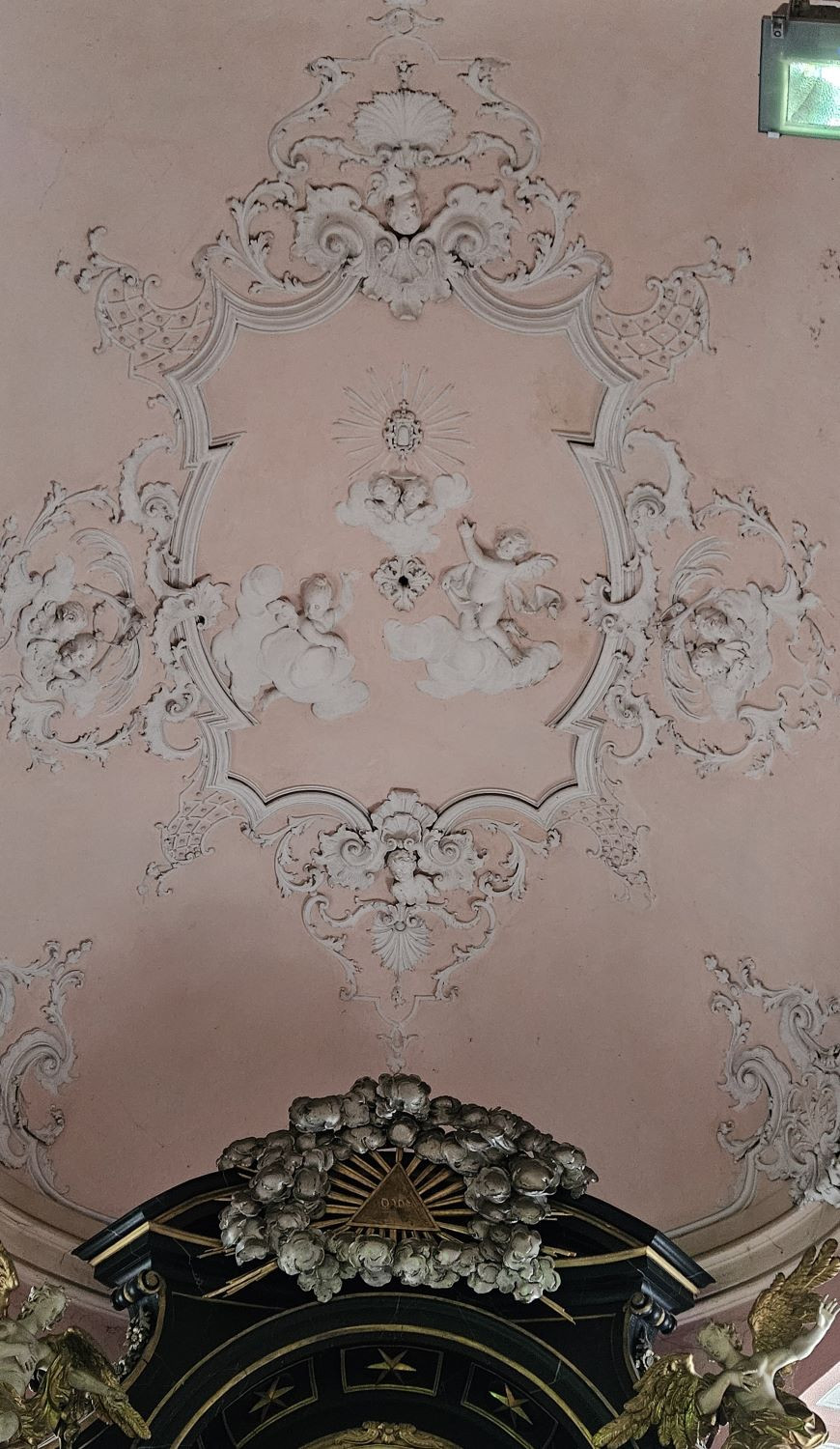 Český Krumlov < Nepomuk