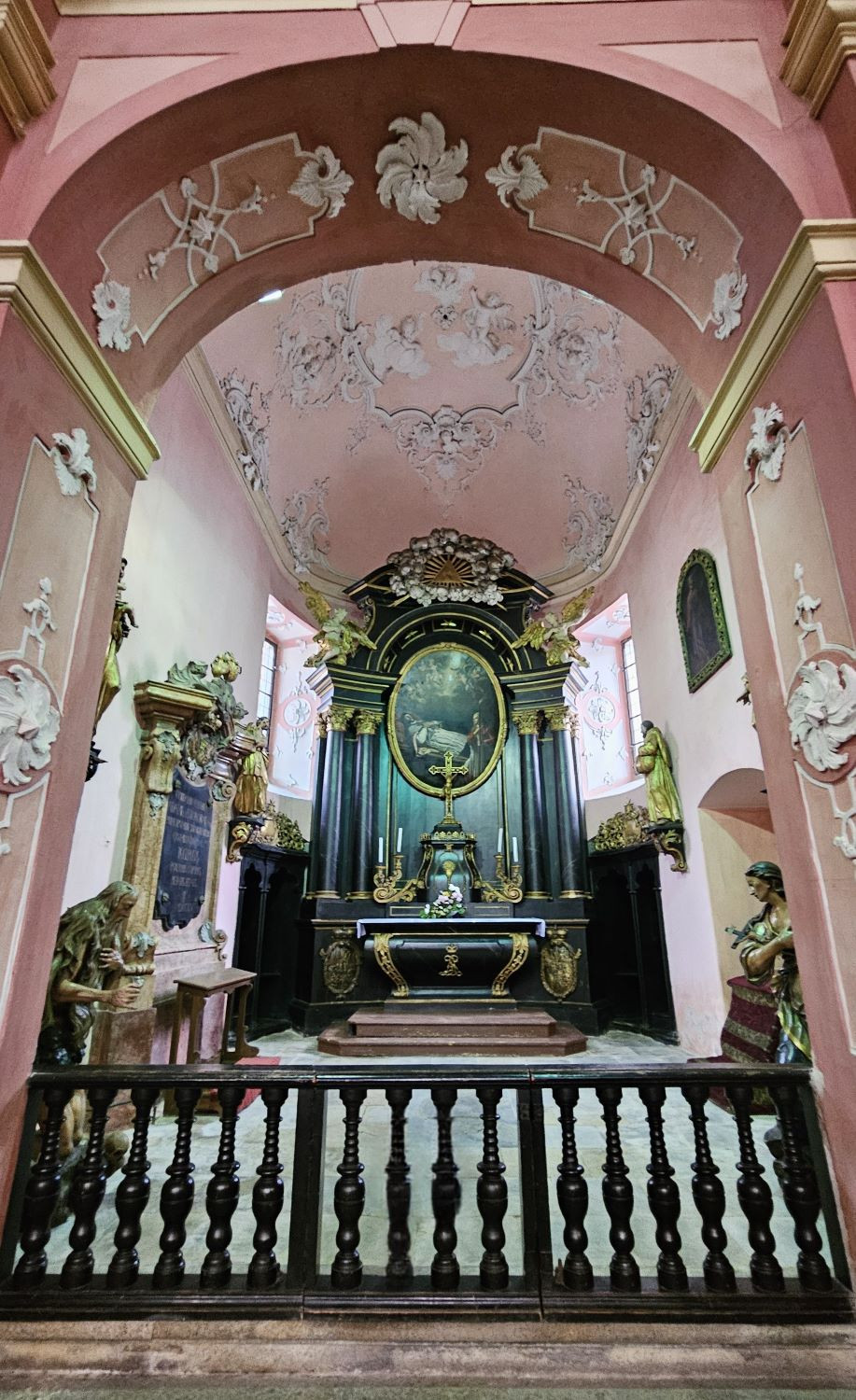 Český Krumlov < Nepomuk