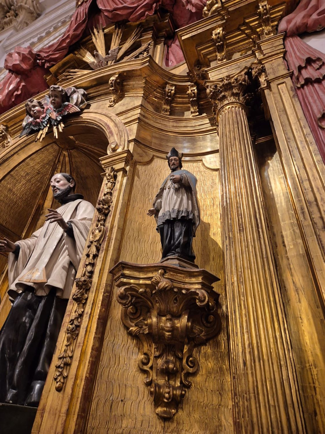 Madrid Kathedrale der Streitkräfte < Nepomuk