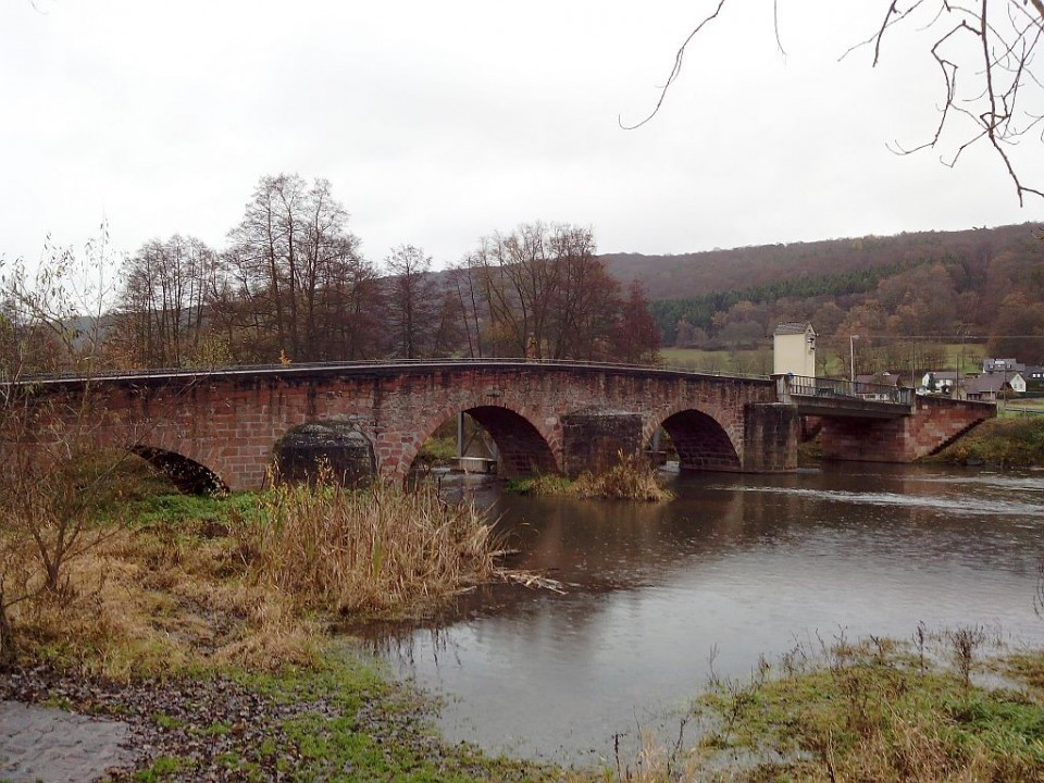 Wolfsmünster>Saalebrücke
