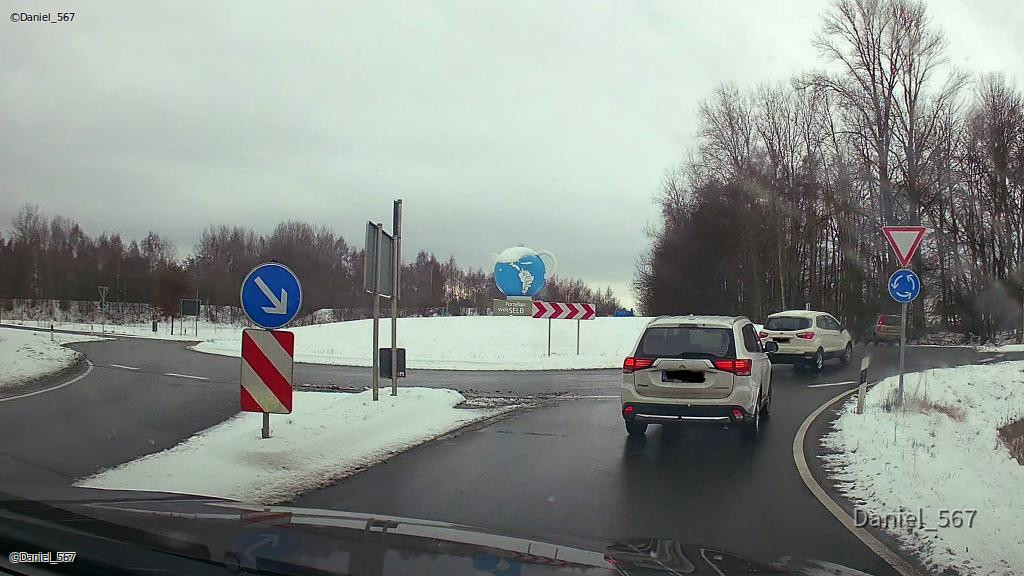 03_Selb Kreisverkehr.jpg