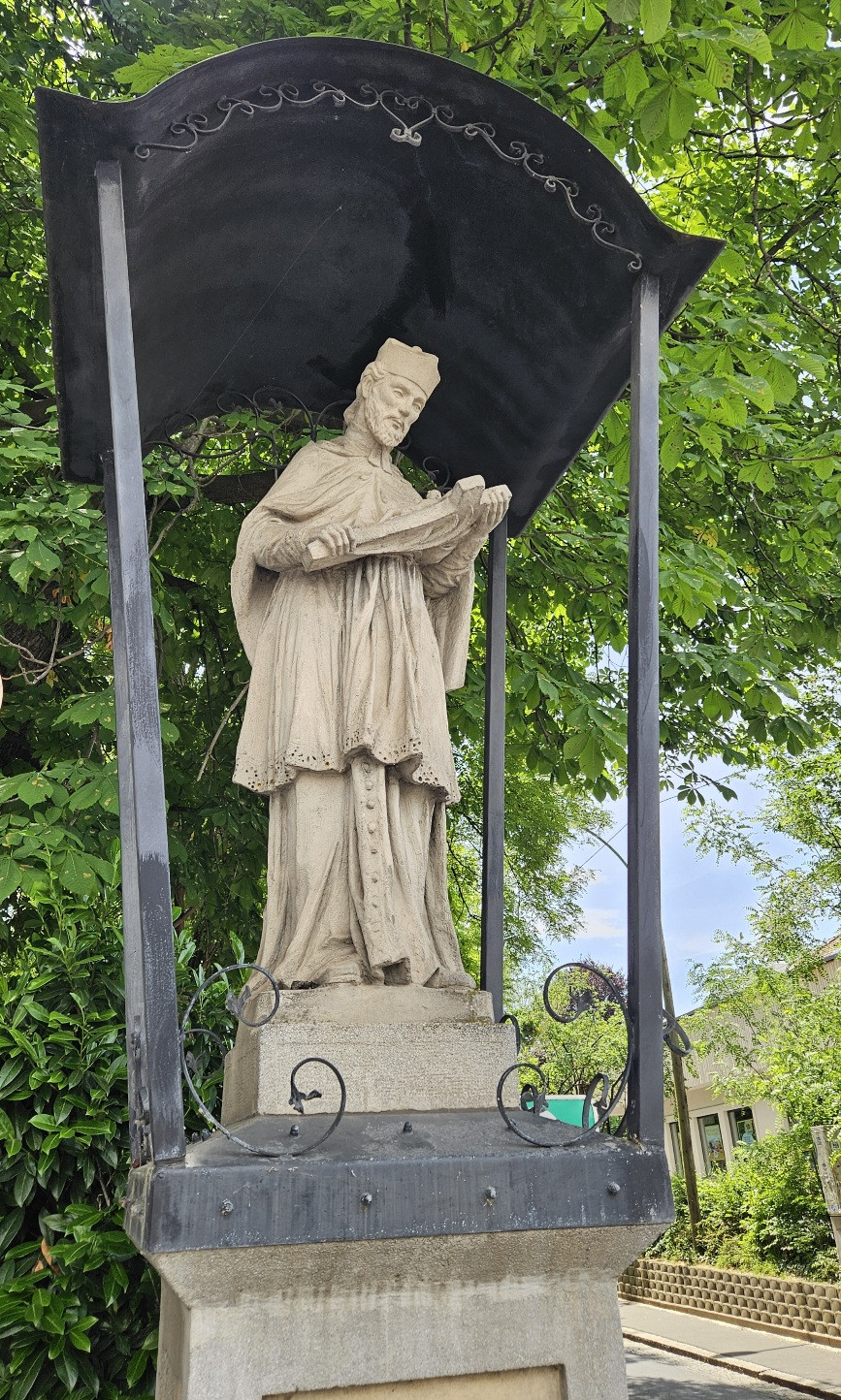 Graz Waltendorf < Nepomuk