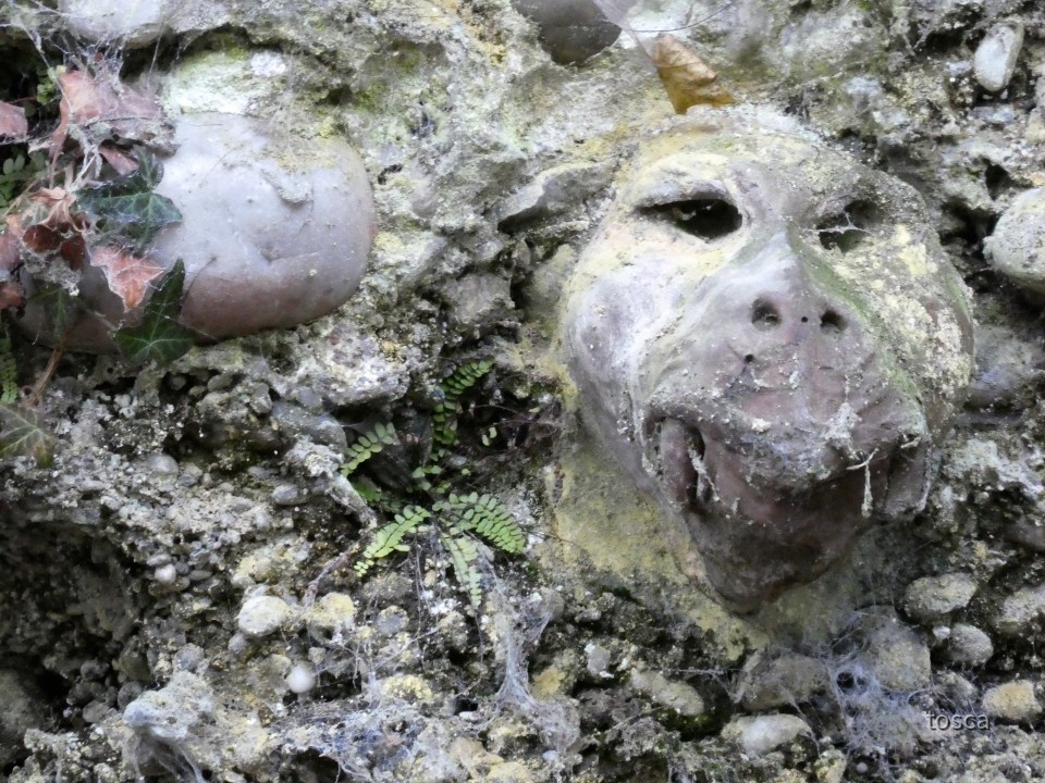 Kunstwerke am Wegesrand