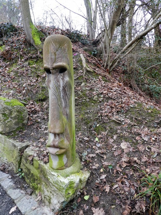 Kunstwerke am Wegesrand