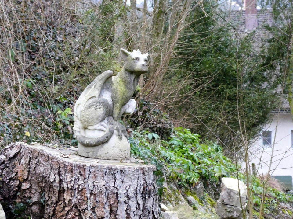 Kunstwerke am Wegesrand