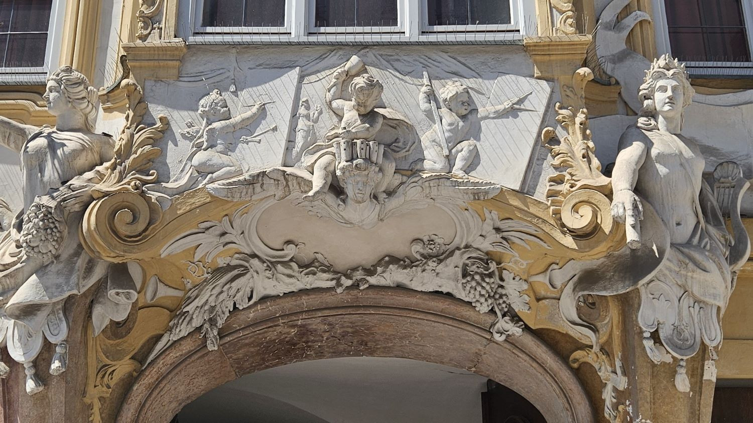 005_Asamhaus Detail._Asamkirche