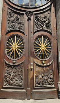 010_Eingangstor mit Reliefs_Asamkirche