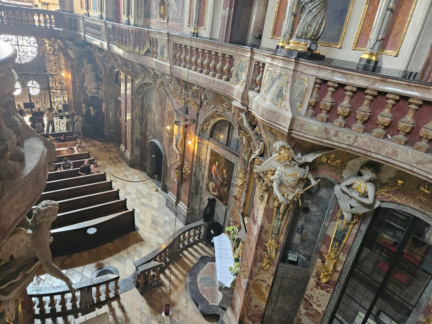 029_Blick in den Hauptraum_Asamkirche
