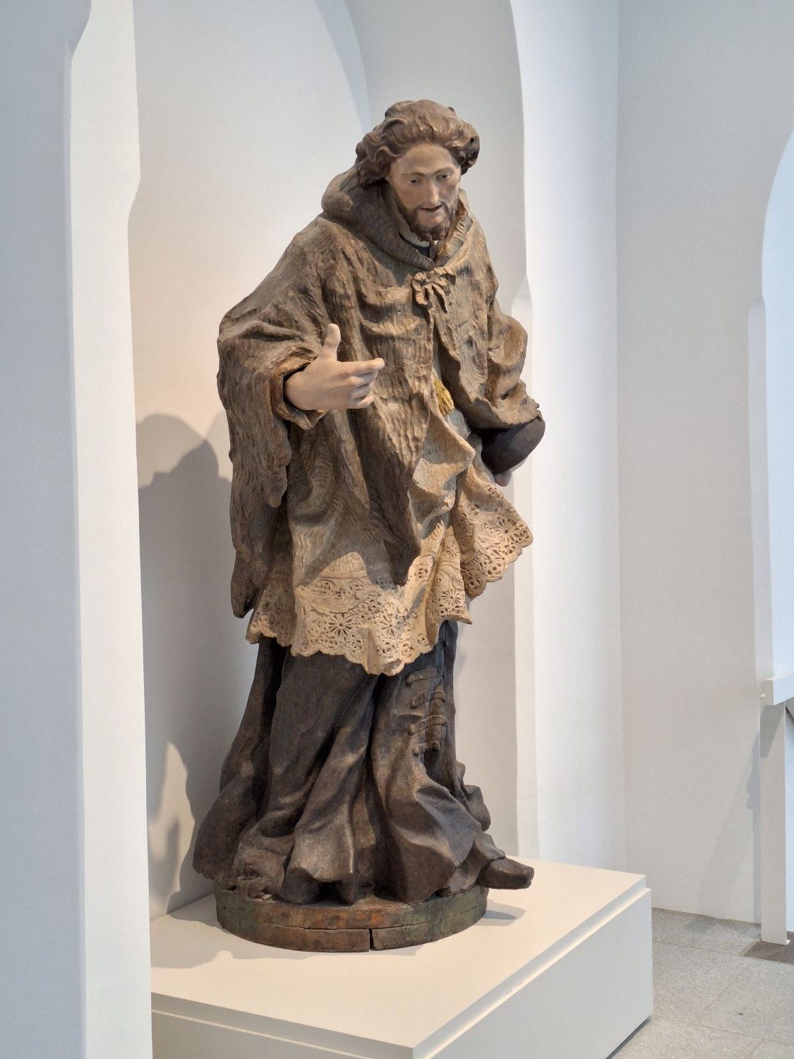 Freising Dommuseum < Nepomuk