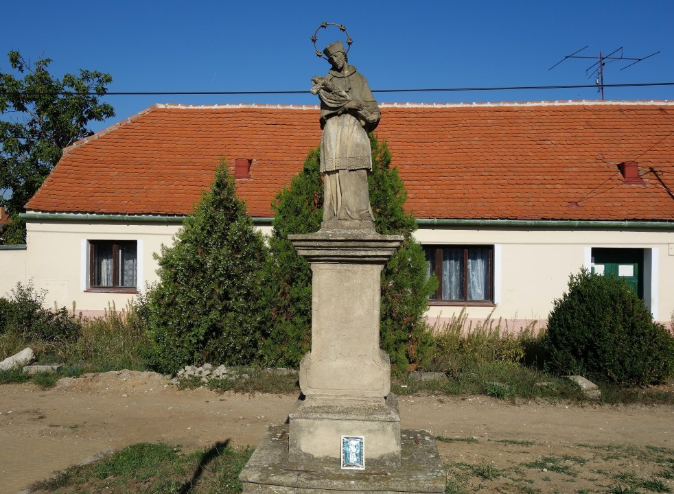 Dolni Dunajovice > Nepomuk