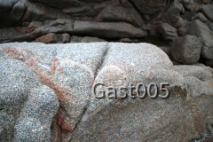 In Stein gemeiselt